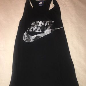 Nike tank